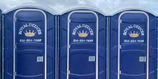 Best Portable Restroom Maintenance and Cleaning  in Labarque Creek, MO